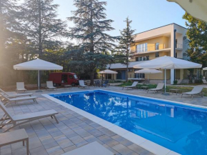 Villa Ella